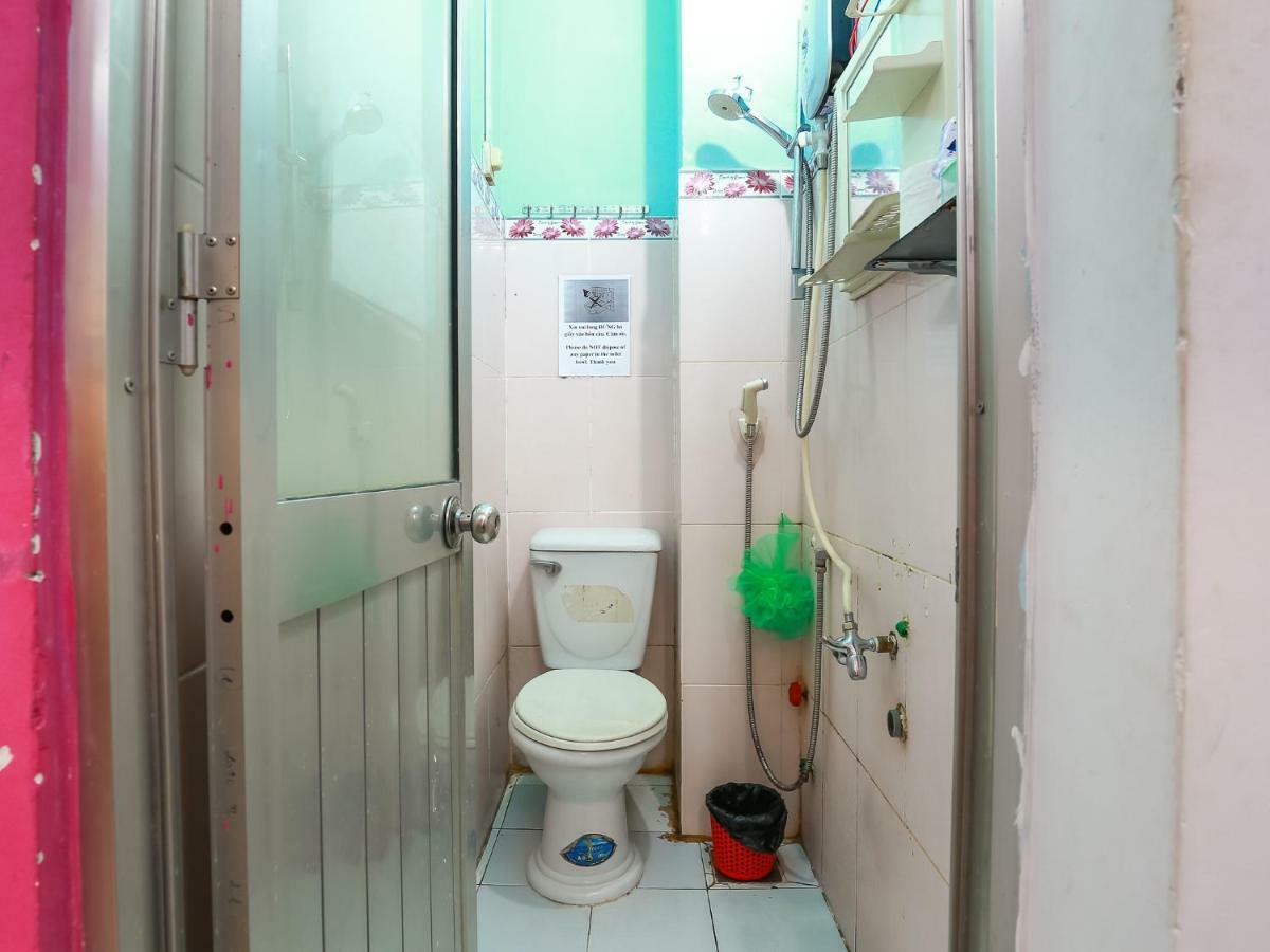 Color House Hostel Ho Chi Minh City Exterior photo